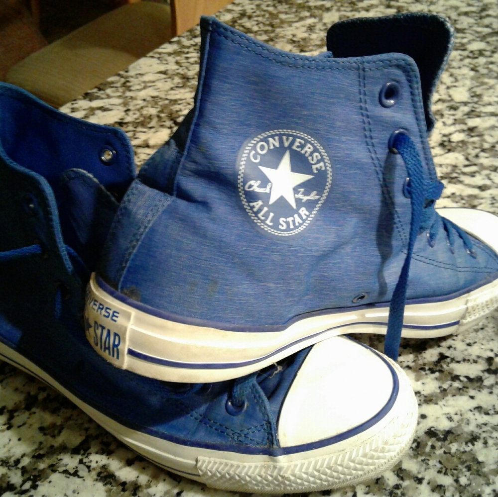 Converse Royal Blue Hightops Size 11